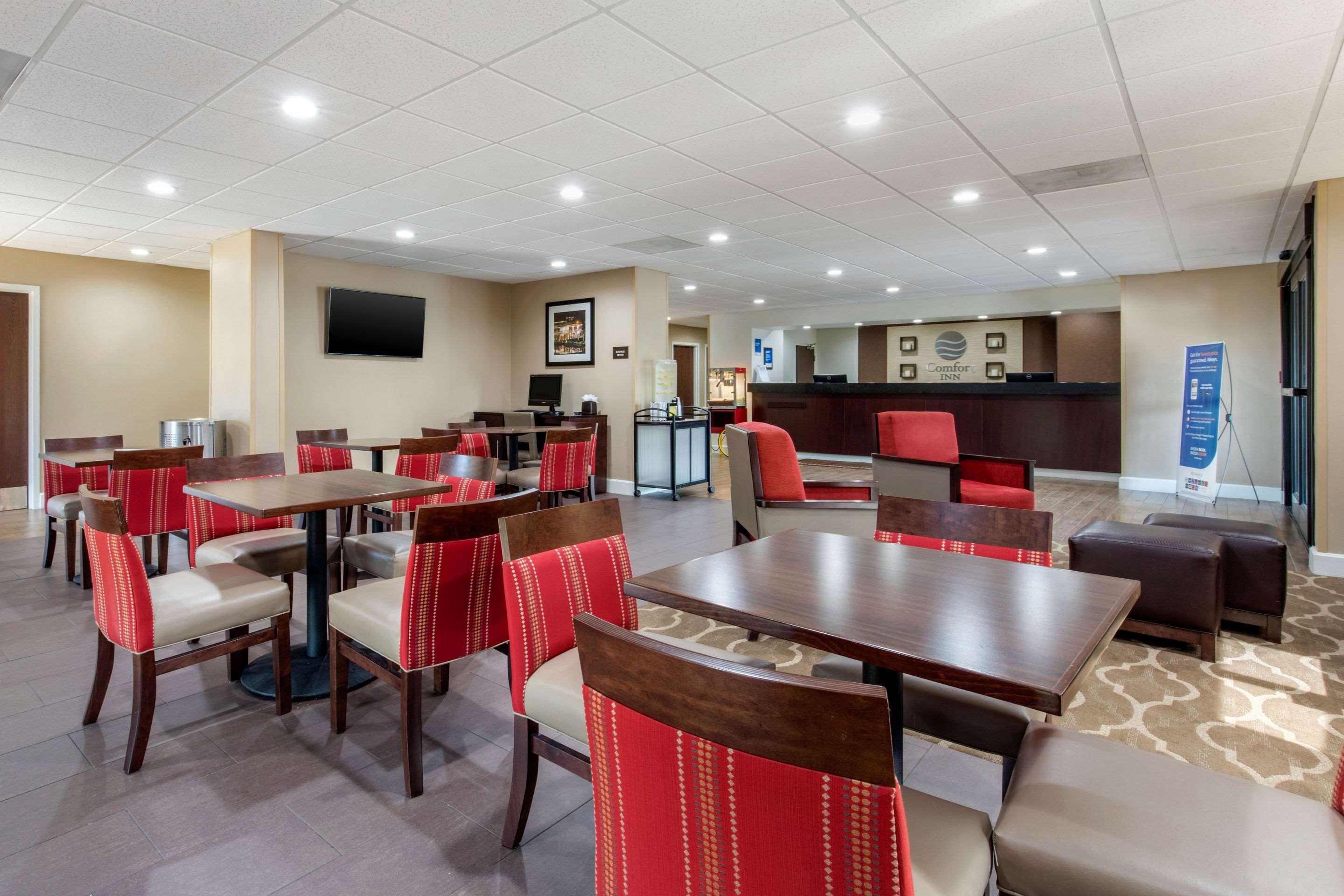 הורן לייק Comfort Inn מראה חיצוני תמונה