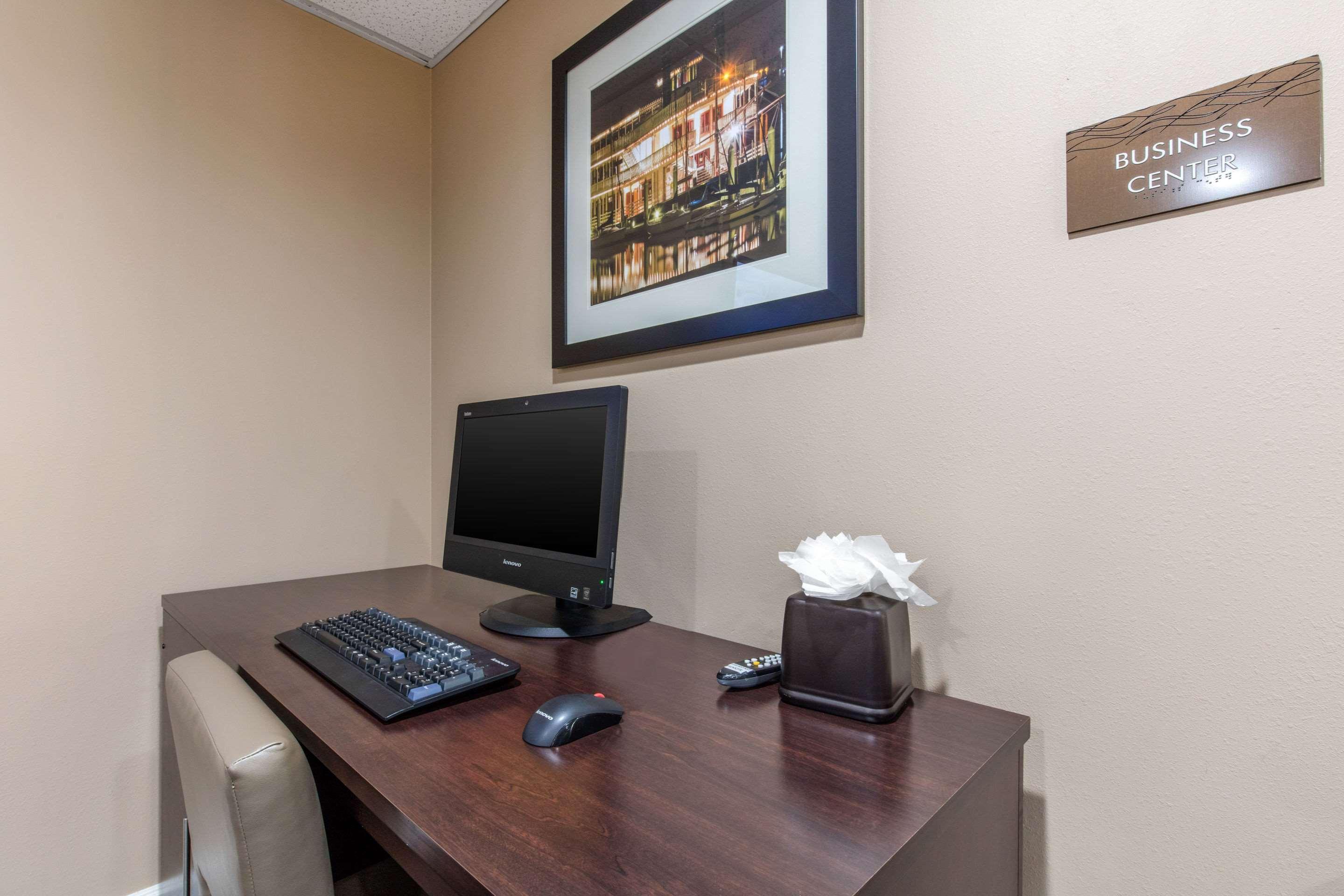 הורן לייק Comfort Inn מראה חיצוני תמונה