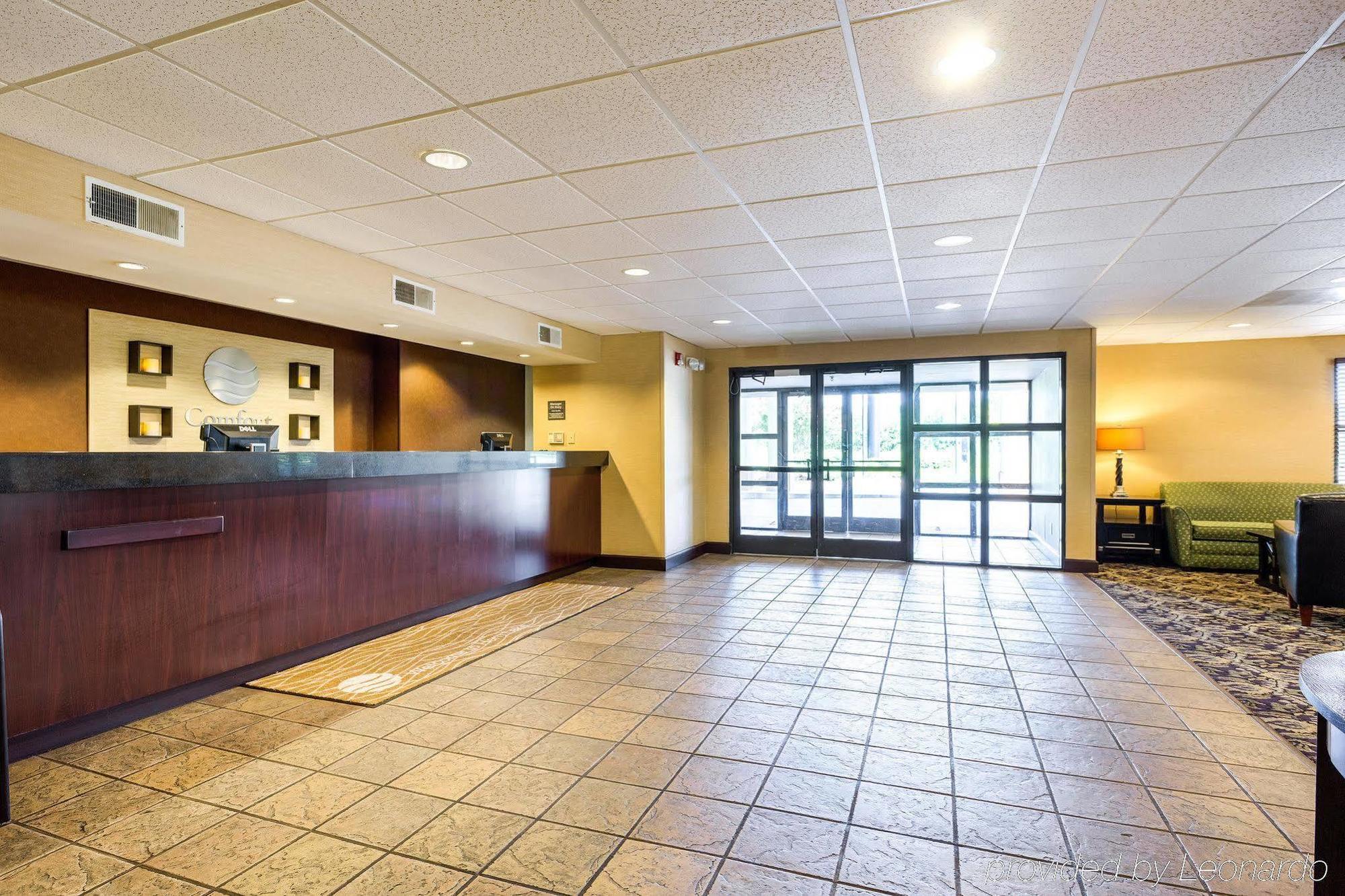 הורן לייק Comfort Inn מראה חיצוני תמונה