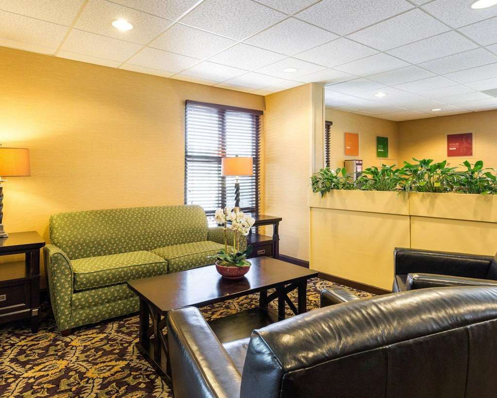 הורן לייק Comfort Inn מראה פנימי תמונה
