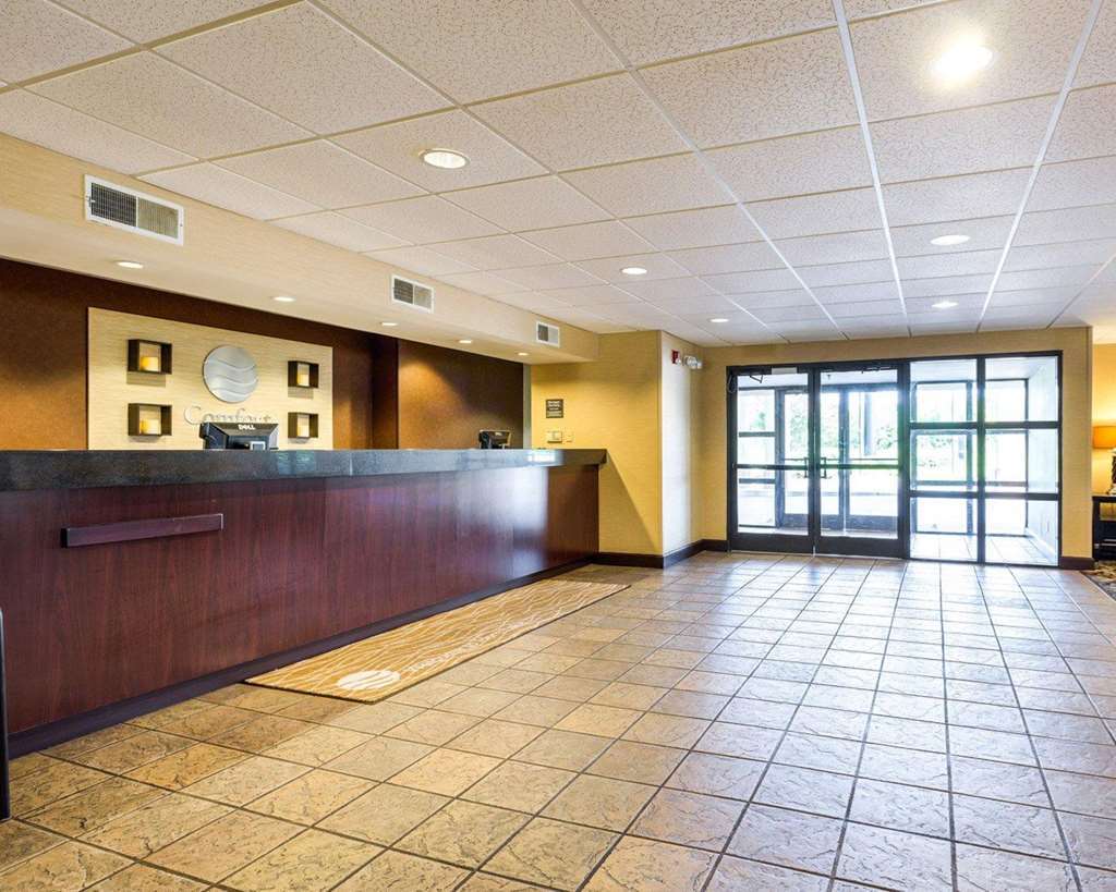 הורן לייק Comfort Inn מראה פנימי תמונה