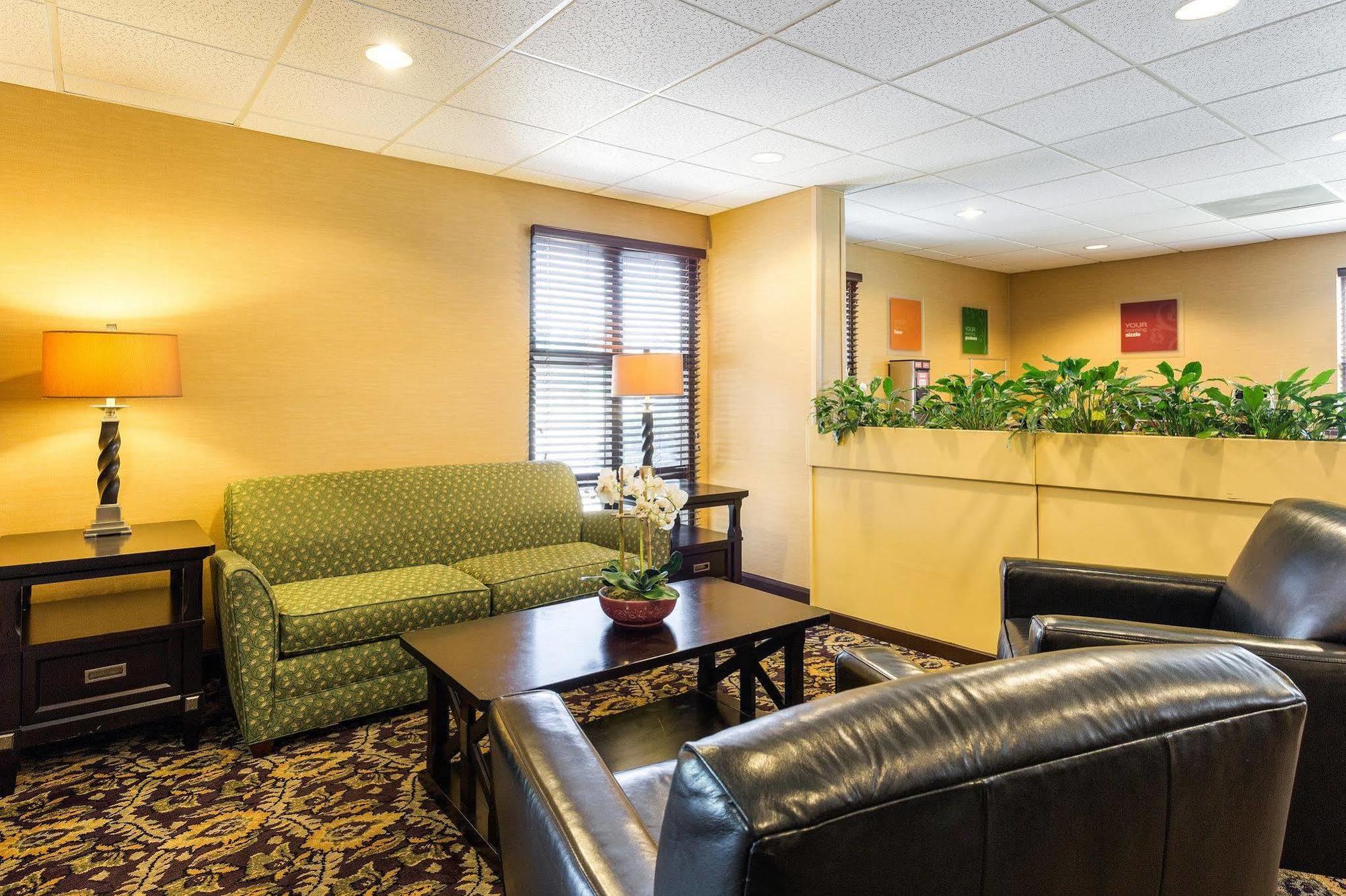הורן לייק Comfort Inn מראה חיצוני תמונה